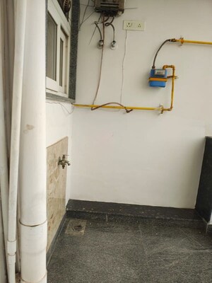 Bathroom in 4 BHK Builder Floor at Ansal Plaza Sector-23, Sector 23 – for Rent
