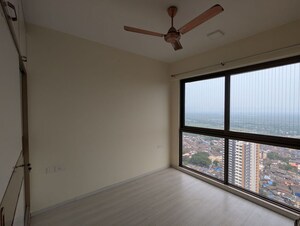 Room in 3 BHK Apartment at Runwal Bliss, Kanjurmarg East – for Rent