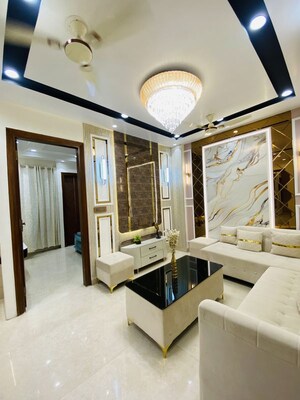 Team Area in 3 BHK Builder Floor at Dwarka Mor – for Sale