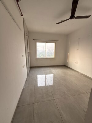 Room in 3 BHK Apartment at ACE Parkway, Sector 150 – for Rent