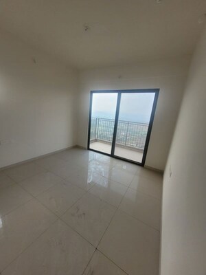 Master Bedroom in 2 BHK Apartment at Shapoorji Pallonji Vahana Yahavi Phase 1, Bavdhan – for Rent