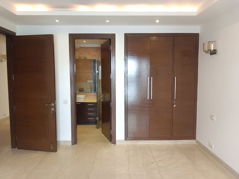 Room, vasant vihar 4 Bedroom 2400 Sq.Ft. Builder Floor In Vasant Vihar Delhi 10798855