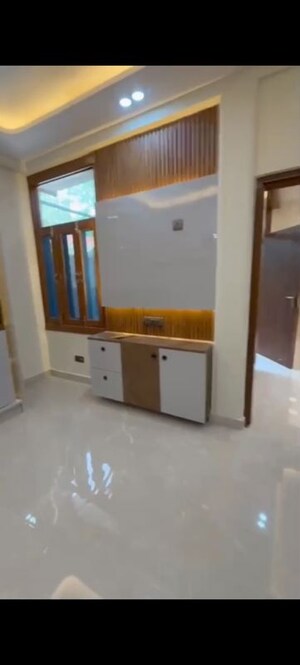Kitchen in 3 BHK Builder Floor at Vaishali Sector 6 – for Sale