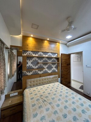 Bedroom in 6+ BHK Villa at The Prestige City, Mulund West – for Rent