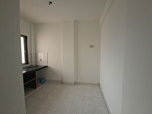 Room in 1 BHK Apartment at Sampada CHS Borivali, Borivali East – for Sale
