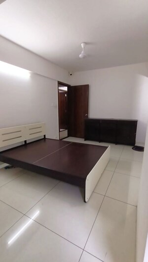 Room in 3 BHK Apartment at Sai Simran Apartment, Aundh – for Rent
