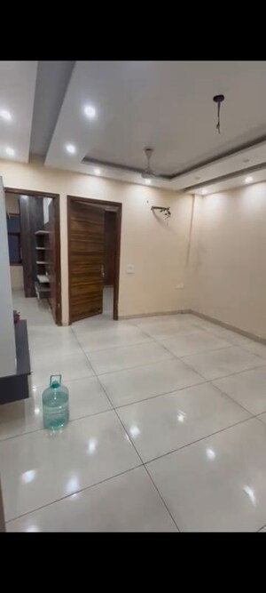 3 BHK Builder Floor For Sale in Vijay Enclave