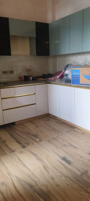 Room in 2 BHK Villa at Sector 52 – for Rent