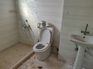 Bathroom in 5 BHK Apartment at Hill View Banjara Hills, Banjara Hills – for Rent