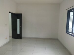Room in 5 BHK Apartment at Hill View Banjara Hills, Banjara Hills – for Rent