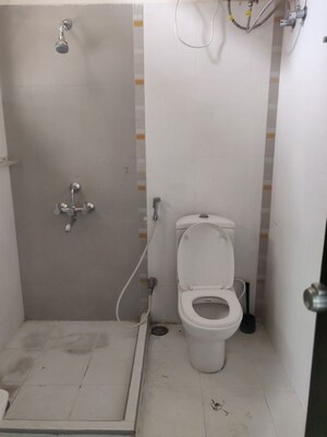 Bathroom in 5 BHK Apartment at Hill View Banjara Hills, Banjara Hills – for Rent
